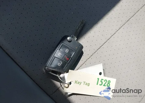 2021 Volkswagen Tiguan 2.0T Se/2.0T Se R-Line Black/2.0T Sel from USA, damaged, VIN 3VV3B7AXXMM005061